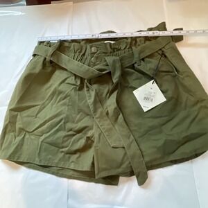 Ava Viv‎ Olive Green Shorts Stretch Size 1X NEW
